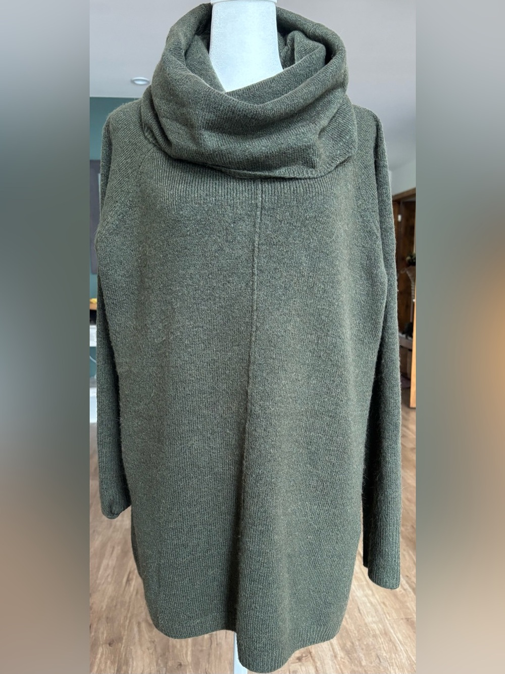 Jessica Simpson Olive Green Cowl Neck Sweater SZ 2X